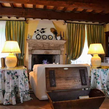 Sleeps 10 Pool Air Con Wifi